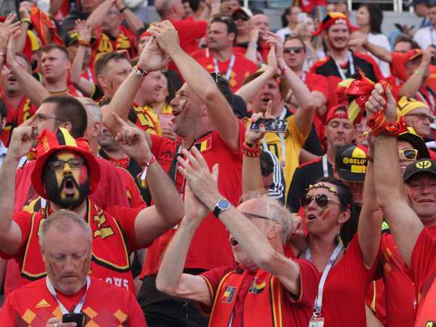 Известный российский продюсер, педагог и музыкальный обозреватель Борис Барабанов рассказал, что остался крайне удивлен курсу, по которому идет обмен валюты на российские рубли в аэропорту Домодедово.