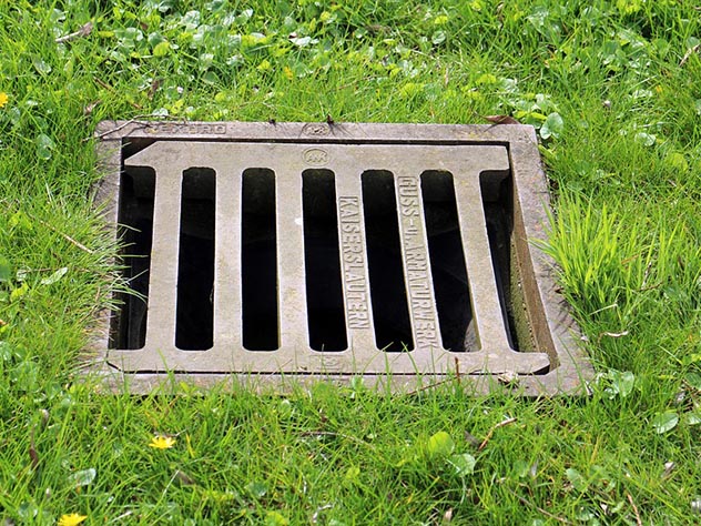 Cотрудник кунгурского "Водоканала", который сообщил жителям о "налоге на дождевую воду", не пояснив, что речь идет о плате по общедомовым нуждам и водоотведении., был уволен