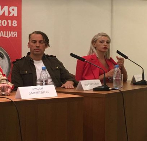 Юморист Максим Галкин** появился с необычной прической