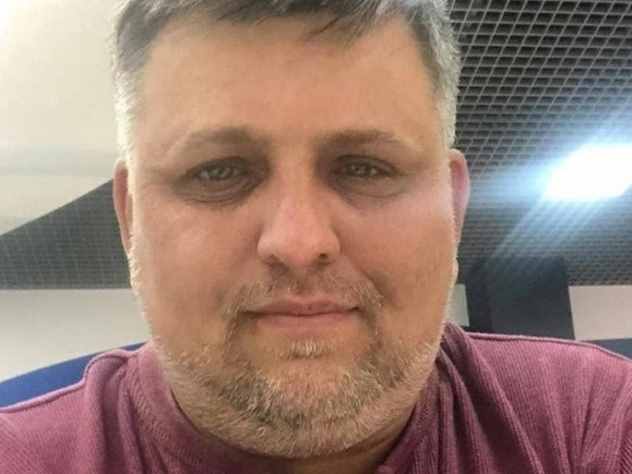 Владельцем затонувшего в Волгограде катамарана оказался скандальный экс-чиновник Дмитрий Хахалев. Именно он, как утверждают следователи, был за штурвалом судна. Ранее он занимал должность экс-главы администрации Калачевского района Волгоградской области.