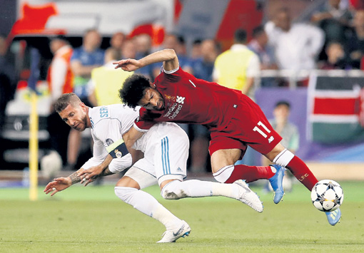 Из-за Серхио РАМОСА (слева) Мохаммед САЛАХ получил растяжение связок плечевого сустава. Представляем соперников по группе сборной России по футболу