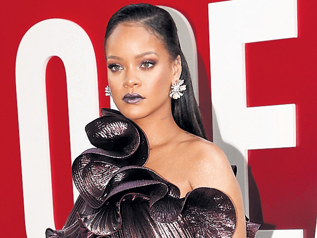 На премьере «8 подруг Оушена» в Нью-Йорке (в России фильм выйдет 21 июня) Рианна появилась без любовника и временами выглядела грустной и задумчивой