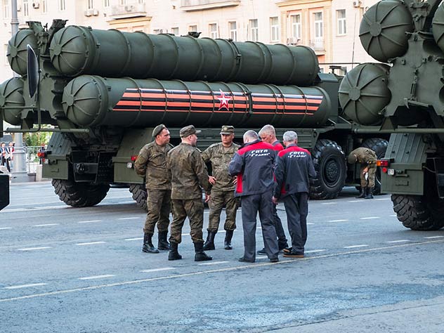 ВКС РФ получили тренажеры для С-400