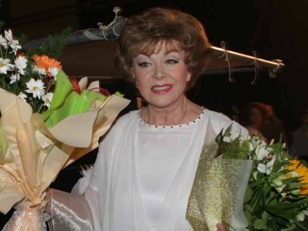 Певица не смогла оплатить аренду концертного зала