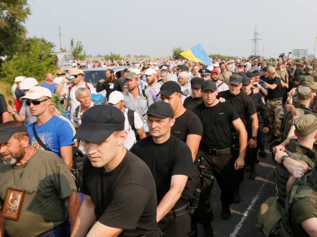 Первый президен Украины Леонид Кравчук обратился к правительству страны, отметив необходимость урегулировать конфликт на Донбассе
