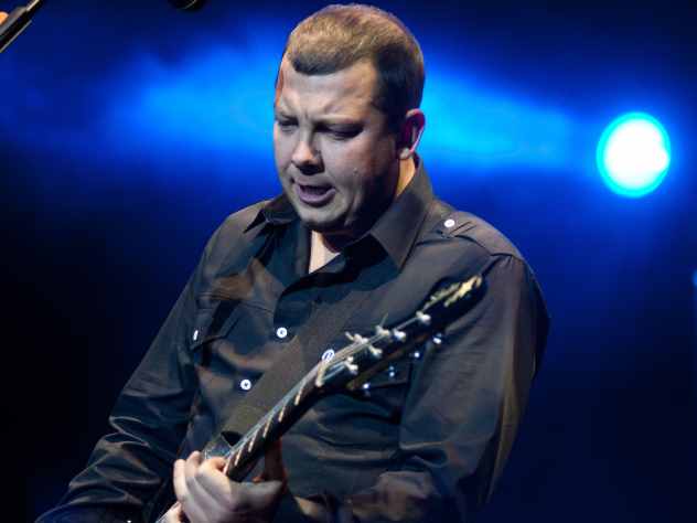 Известный уральский музыкант, экс-солист группы «Смысловые галлюцинации» Сергей Бобунец на своей страничке в социальной сети Instagram** рассказал, что получил медаль Министерства обороны РФ, как участник военной операции в Сирии.