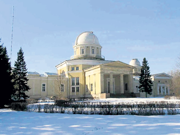 Российская академия наук приняла решение о сворачивании астрономических наблюдений с Пулковских высот под Санкт-Петербургом - теперь здесь будут только обрабатывать результаты, полученные в других местах