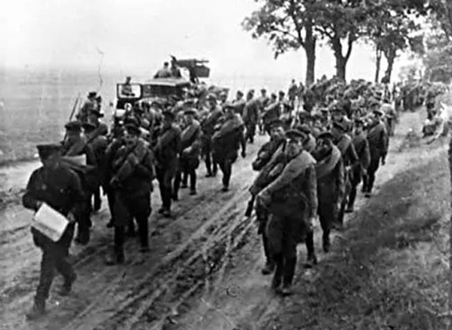 Пехотные-подразделения-РККА-в-Польше