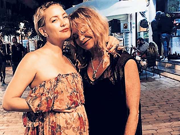 «У меня культ живота»: Кейт Хадсон ждёт третьего ребёнка