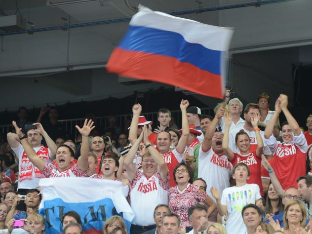 жителей России наблюдали за всеми играми чемпионата и сопереживали футбольным баталиям Россияне болеют за хорватов в финале ЧМ