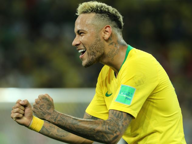 Бразильскому футболисту Неймару хотят подарить квартиру в Казани