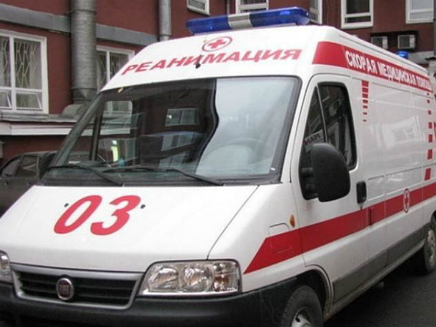 У пострадавшей ранение в области предплечья