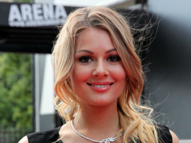 Мария Кожевникова отпраздновала первый день рождения младшего сына Василия