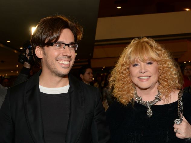 Певицы призналась, почему вышла замуж в пятый раз