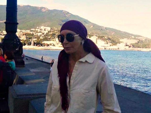 Знаменитая актиса поразила поклонников новым откровенным снимком