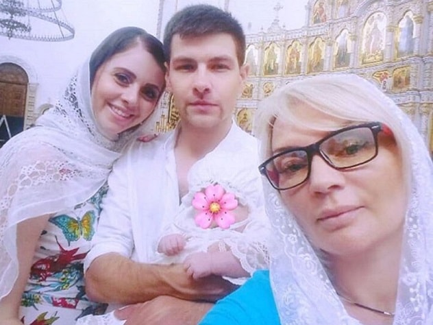 Звезда «Дома-2» Ольга Рапунцель крестила дочь