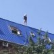 В Ростове-на-Дону девушка в нижнем белье упала с крыши многоэтажки