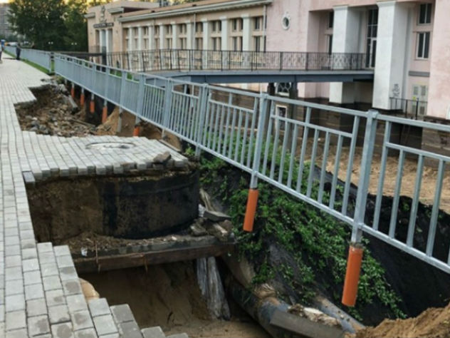 Набережная в Нижнем Новгороде, которую обустроили к Чемпионату мира, провалилась по вине проектировщиков