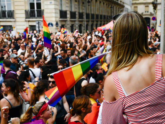 2% населения Британии являются открытыми представителями секс-меньшинств