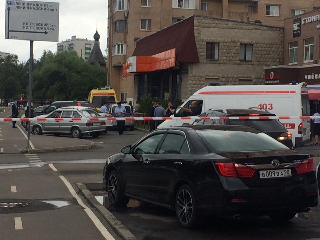 В московском магазине захватили заложников