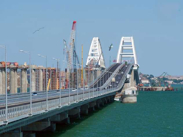 Со дня открытия по Крымскому мосту проехали без малого два миллиона человек