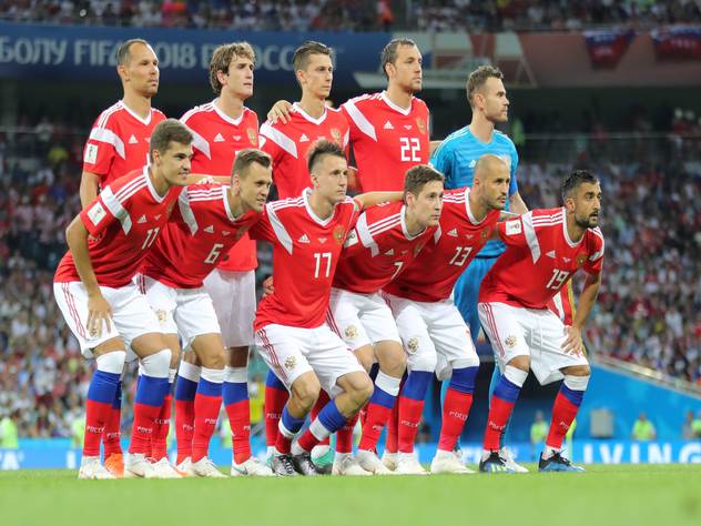 Сборная России по футболу на матче с командой Хорватии.