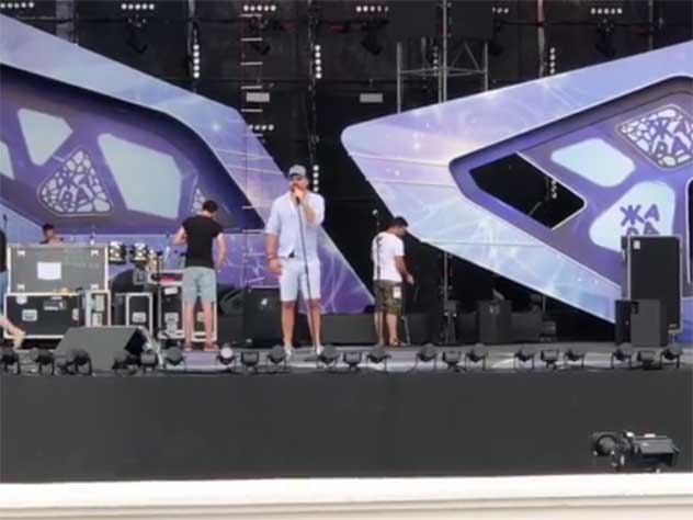 Песня Меладзе избавила Алексея Чумакова от нехороших мыслей