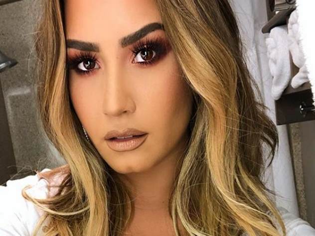 Деми Ловато экстренно госпитализировали