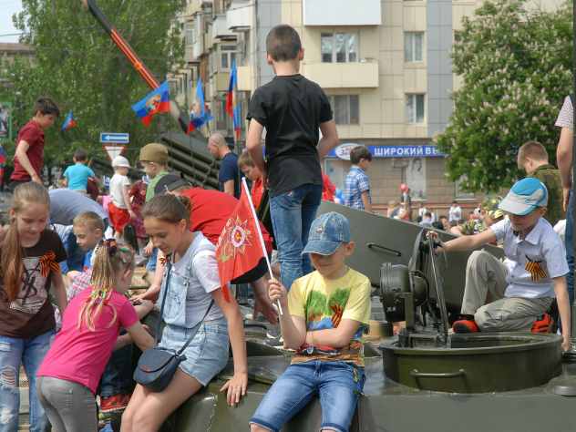 Росстат надеется, что россиян станет на 11 миллионов больше