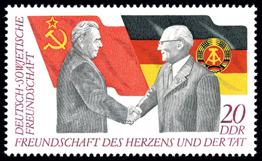 ГДР входила в возглавляемый СССР социалистический лагерь. И жили там лучше, чем сейчас на востоке ФРГ!