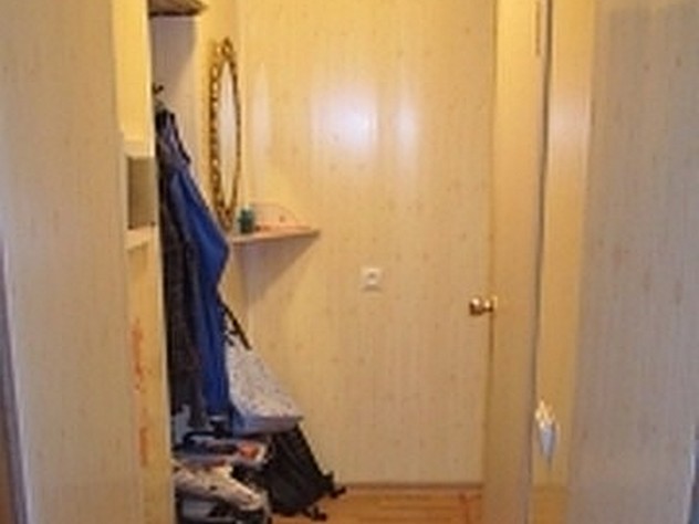 пенсионерку, скинувшую ребенка с балкона, признали вменяемой