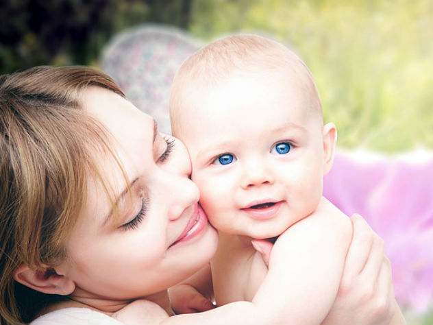 В России выплаты за первенцев получают около 80 тысяч семей