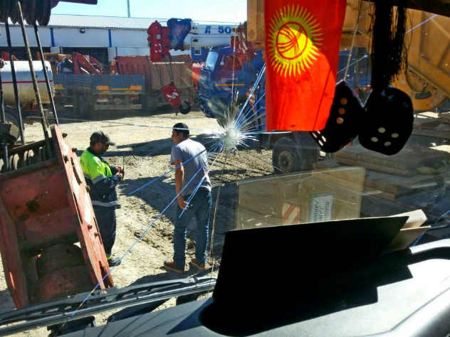 В Тюменской области рабочие устроили бунт из-за задержки зарплаты