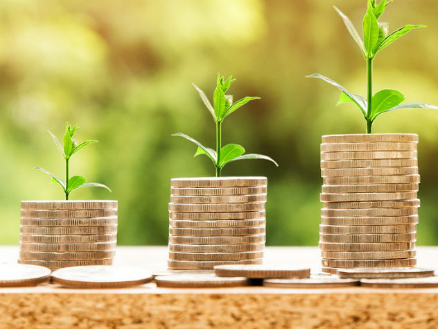 Жители России предпочитают хранить деньги в рублях