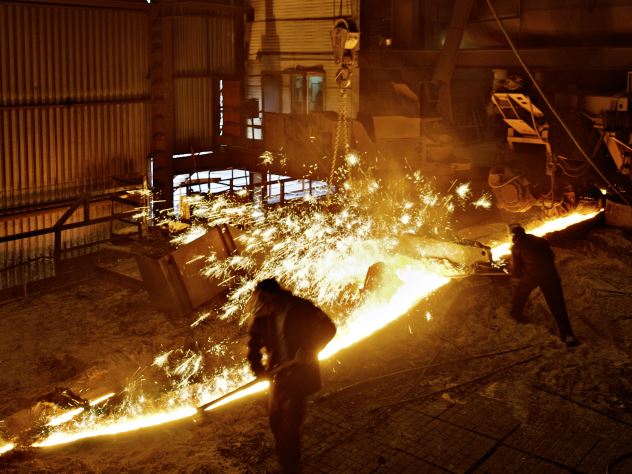 На уральском заводе произошел несчастный случай: погиб рвбочий