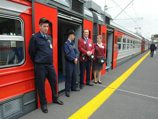 Украина хочет запретить железнодорожное сообщение с Россией