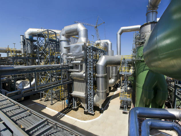 выбросы на заводе в Крыму