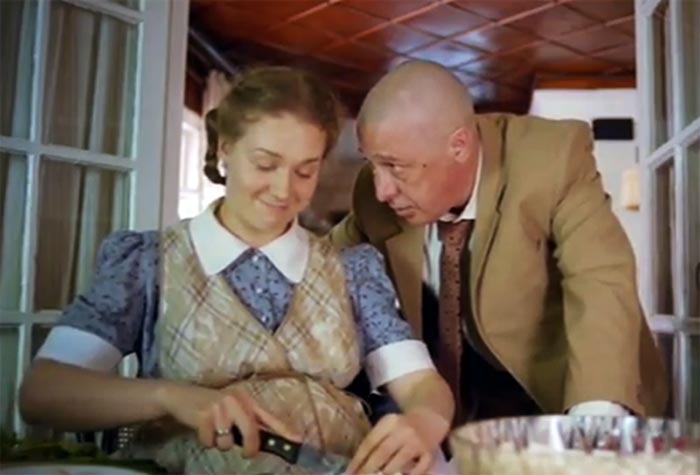 Светлана Колпакова и Михаил Ефремов в сериале «Оттепель», 2013 г.