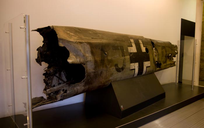 Часть фюзеляжа Ме-110, на котором Гесс перелетел в Великобританию. Автор фото Daniel HP. Источник: wikipedia.org