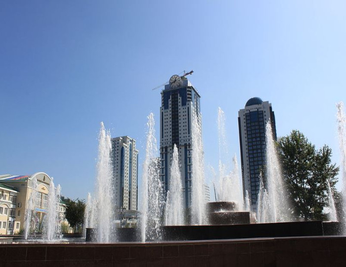 В Грозном много фонтанов Источник: Википедия