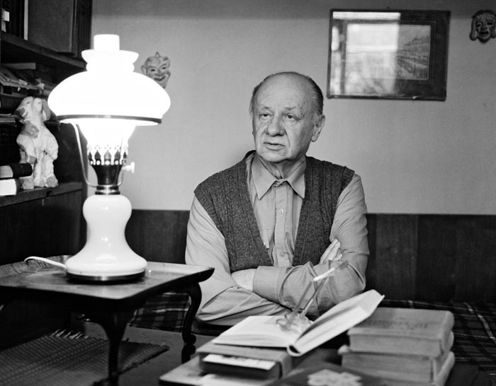 Драматург Виктор Розов. Фото Игоря Зотина (Фотохроника ТАСС)