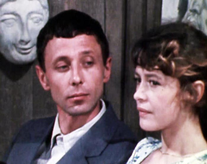 Кадр из фильма-спектакля «Вечно живые», 1976 г. В ролях Бориса и Вероники – Олег Даль и Марина Неелова