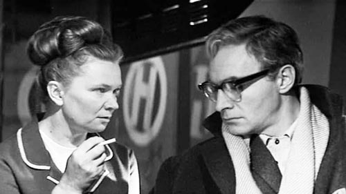 Кадр из фильма «Доживем до понедельника». С Вячеславом Тихоновым