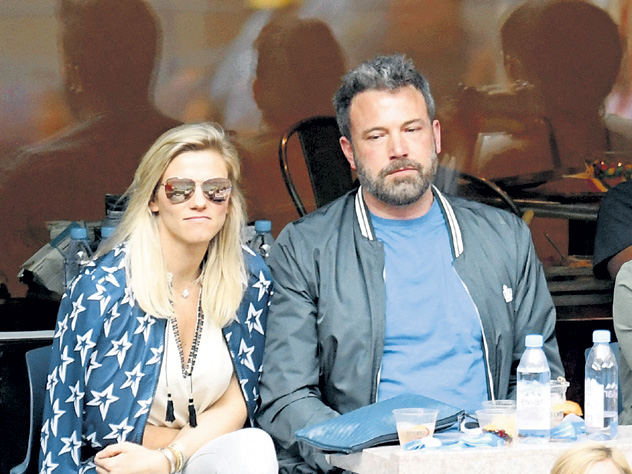 Аффлек и Шукус