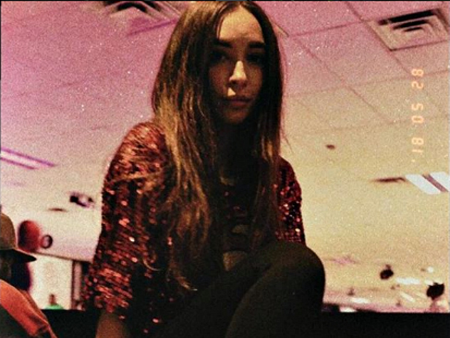 Билан похвалился песней своей сестры