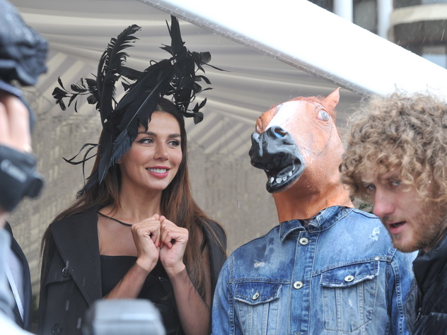 вещи от звезд, тимати, седокова, бузова, киркоров, топурия