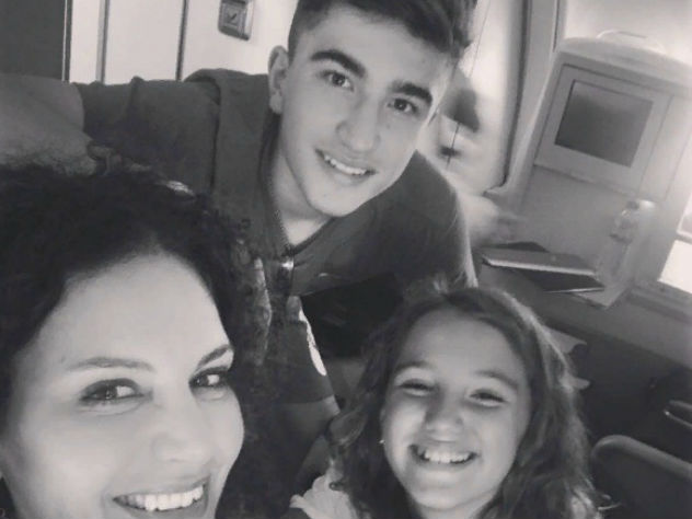 Вдова Дмитрия Хворостовского уехала в отпуск