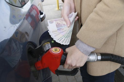 цены на бензин, сколько будет стоить бензин