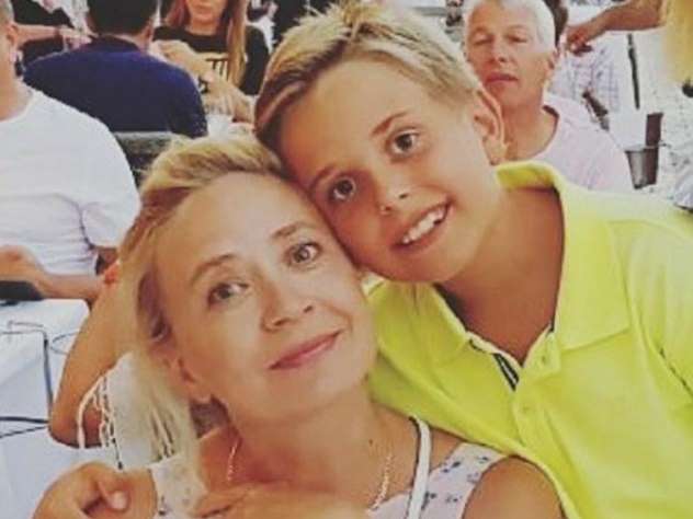 Фото мамы Полины Гагариной в молодости