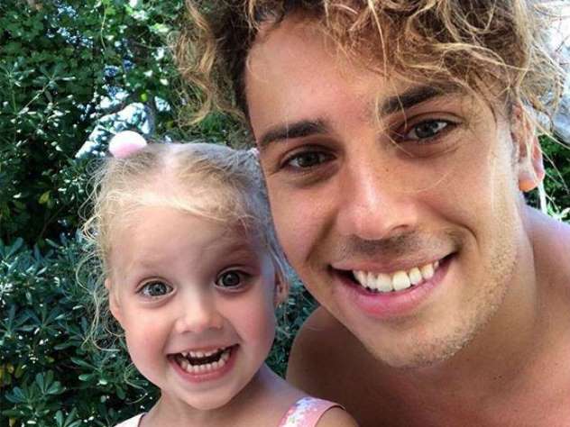 Видео с дочкой Максима Галкина**